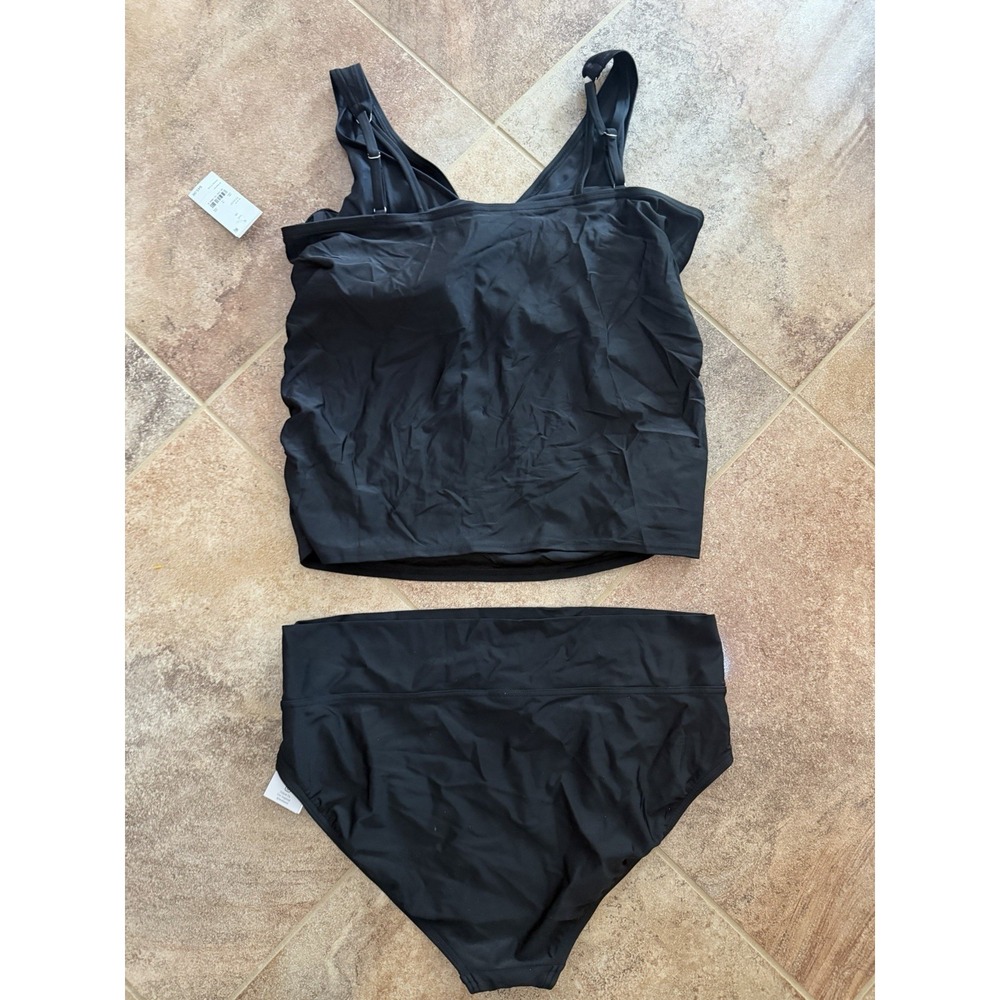 Black Women's Tankini Set - Classic Two-Piece Swimwear - Picture 4 of 4